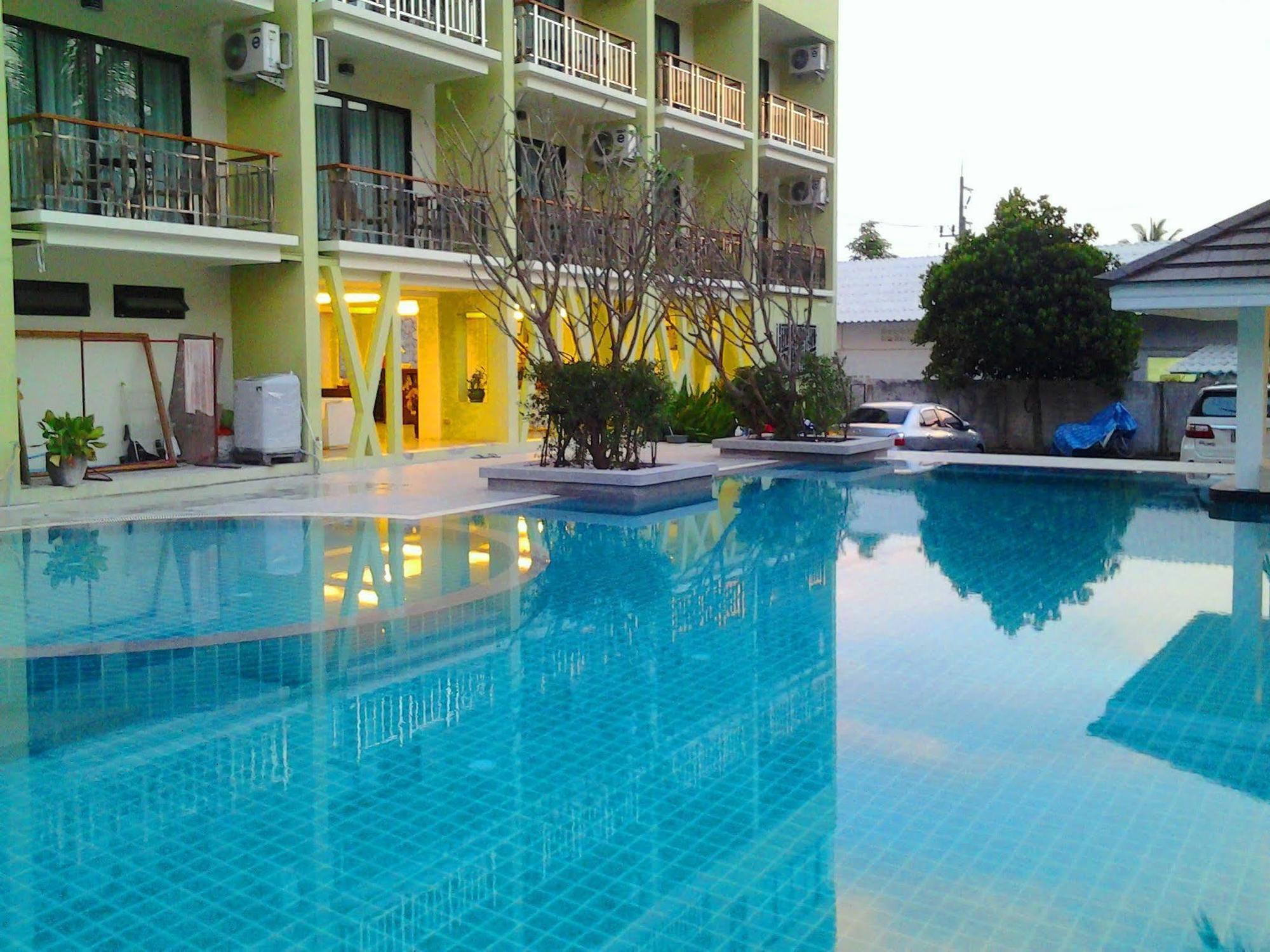 Kalim Beach Place Patong Exterior foto